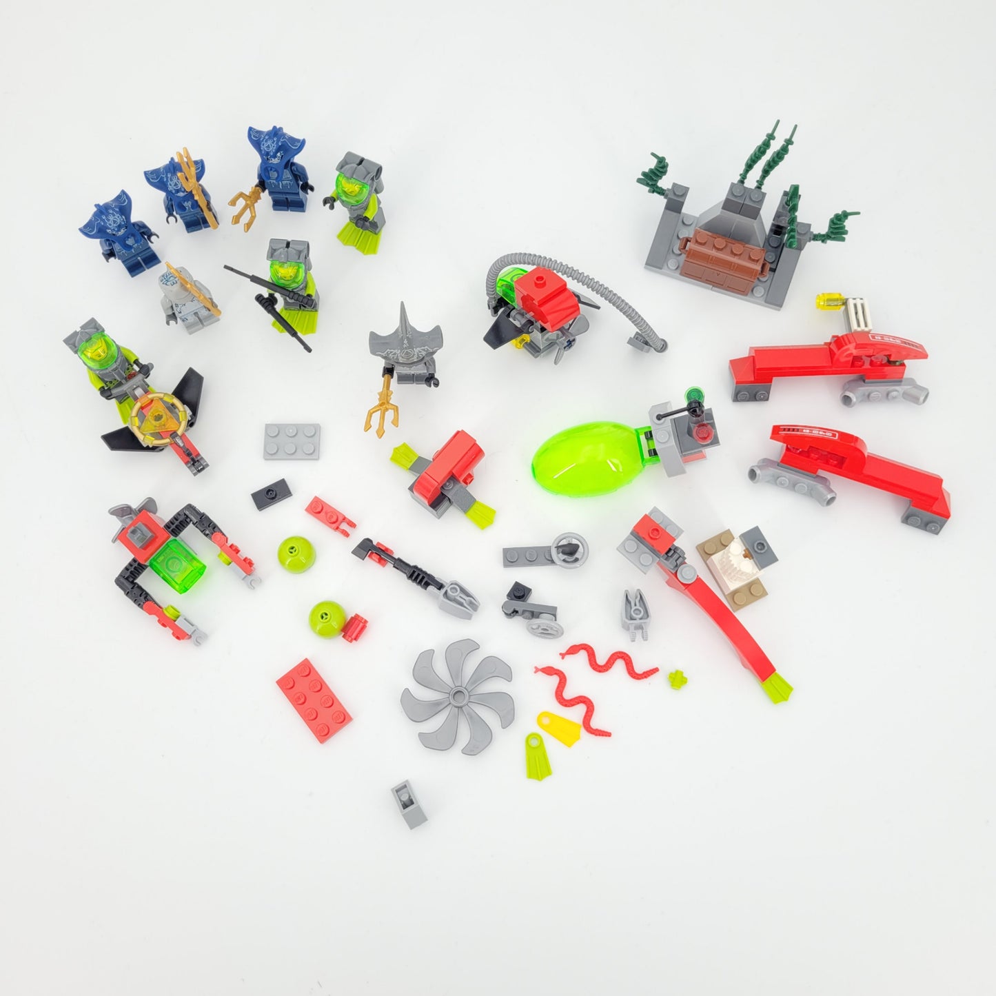 Lego  Atlantis  Rot Konvolut aus mehreren Sets, Teile wie abgebildet