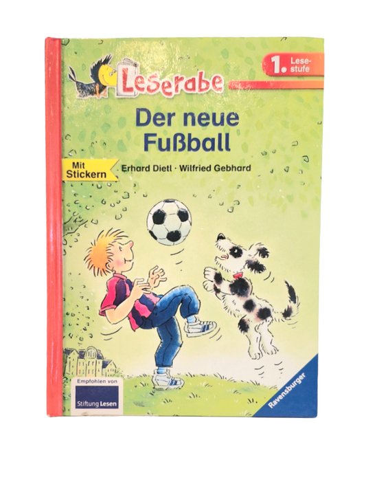 Grundschul-Buch  - Ravensburger -  Der neue Fußball  -Zustand Gut
