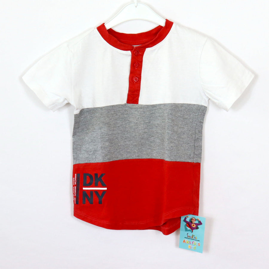 T-Shirt - DKNY - 110 - grau/rot/weiß - Boy