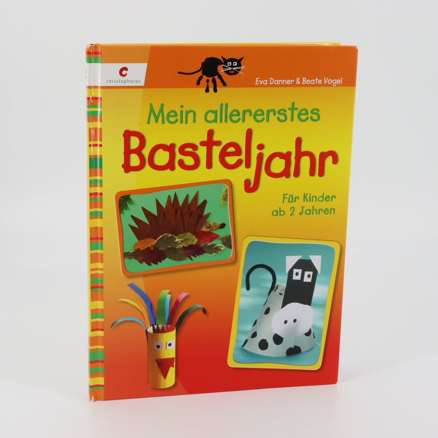 Kindergarten-Buch - Basteljahr - sehr guter Zustand