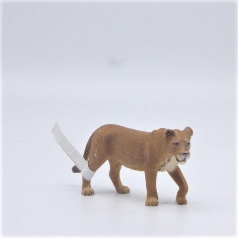 Schleich - Schleich-Figur - Löwin stehend